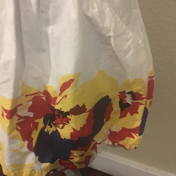 🤑White floral skirt/ spring and summer perfect!🤑 - Picture 4 of 4